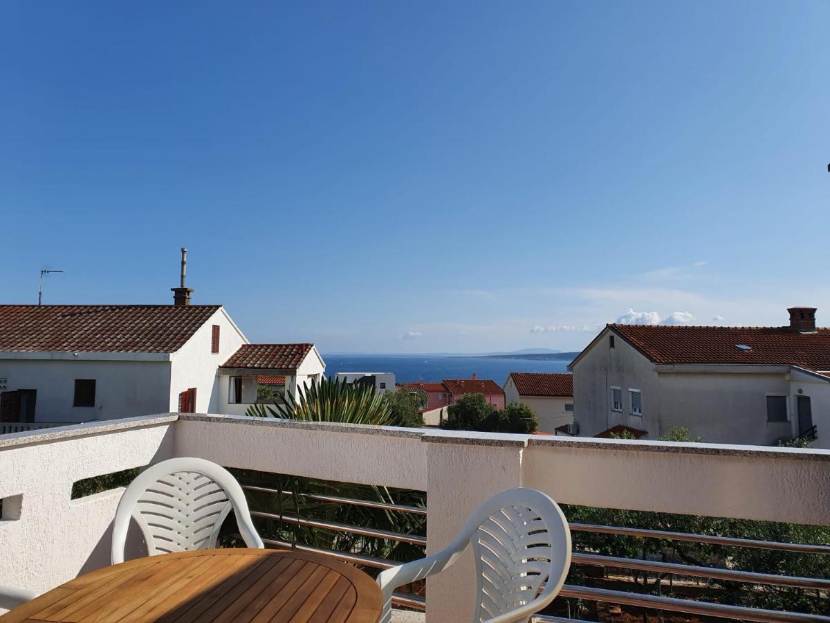 Apartment With Terace And Sea View Marica Krk Town Exterior photo